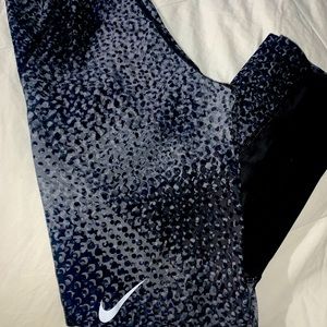 GUC Women’s NIKE PRO Leggings with Mesh